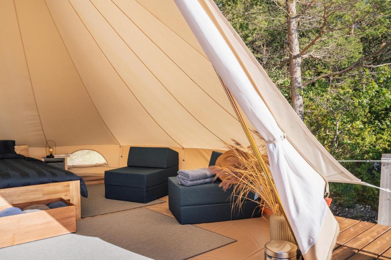 Luxury tent Moenus Paik Glamping *